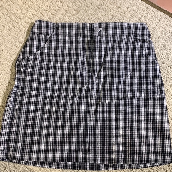 High waisted Mini Skirt - Picture 2 of 4
